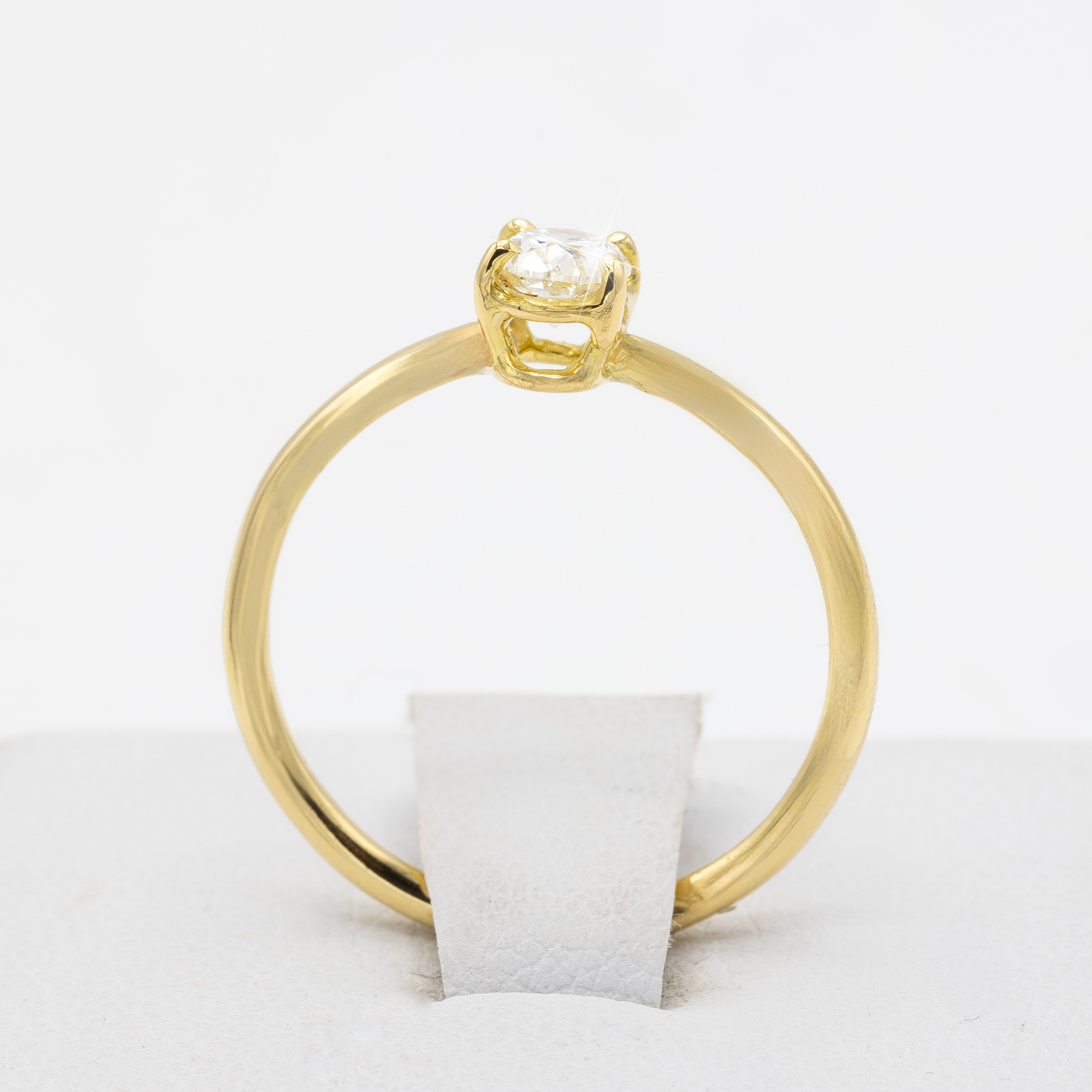anello_oro_solitario_diamante_4