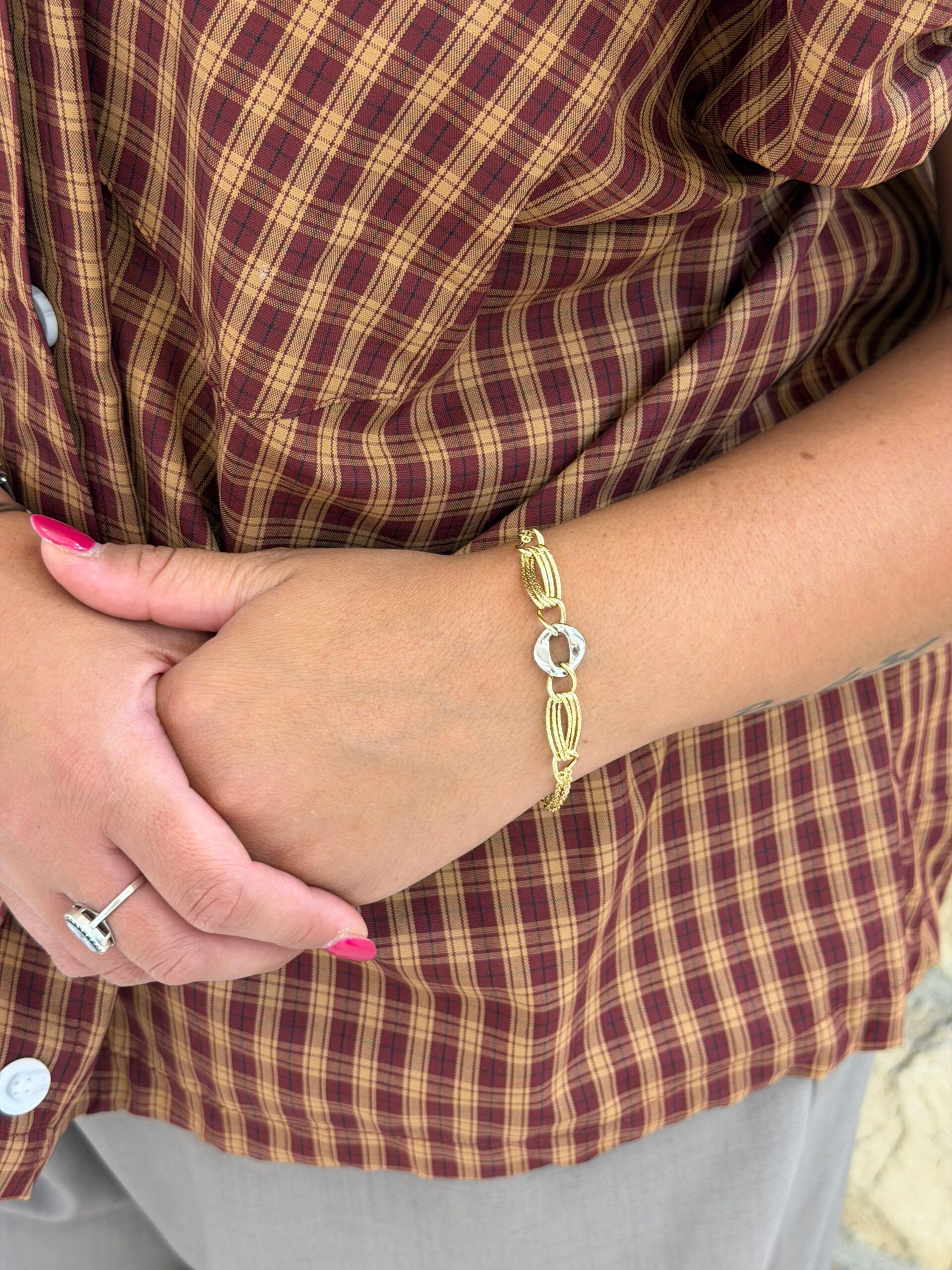 bracciale-oro-18k-19cm-indossato-gioielleria-donna.jpg
